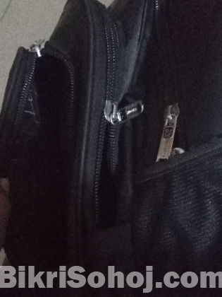 Bag for college students